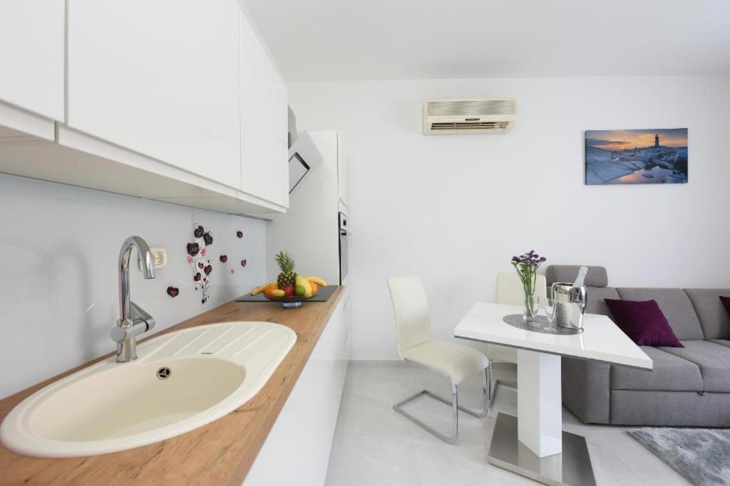 Apartment Lant Zadar Exteriör bild